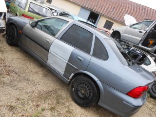 bontott OPEL VECTRA B Alufelni Szett