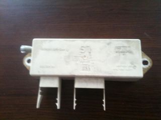 bontott OPEL VECTRA B Antenna Erősítő