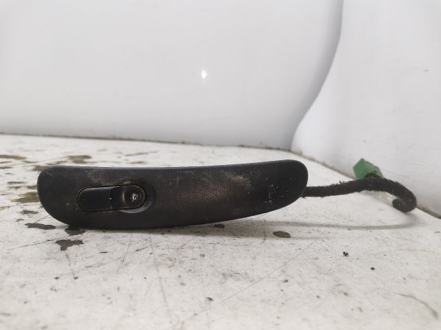 bontott OPEL VECTRA B Bal első Ablakemelő Kapcsoló