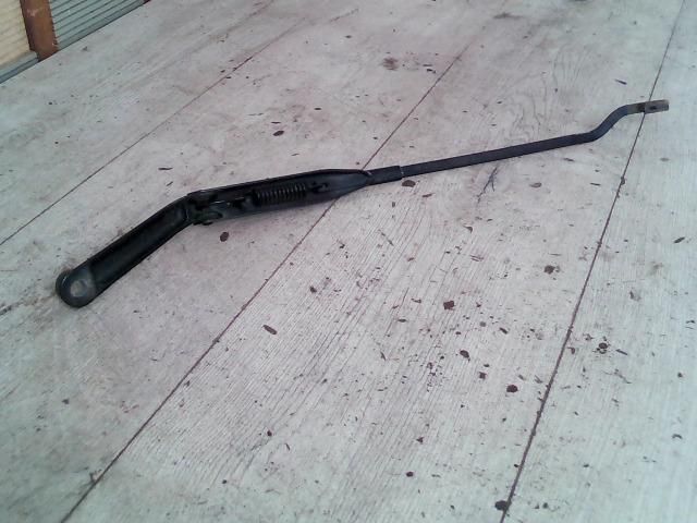 bontott OPEL VECTRA B Bal első Ablaktörlő Kar