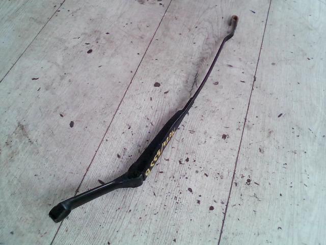 bontott OPEL VECTRA B Bal első Ablaktörlő Kar