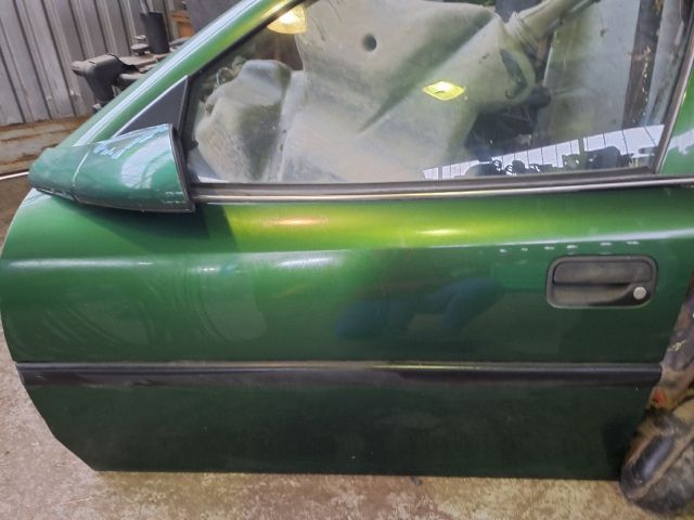 bontott OPEL VECTRA B Bal első Ajtó (Részeivel)