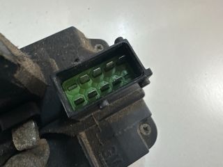 bontott OPEL VECTRA B Bal első Ajtózár