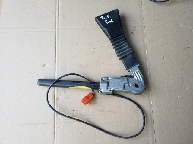 bontott OPEL VECTRA B Bal első Övfeszítő