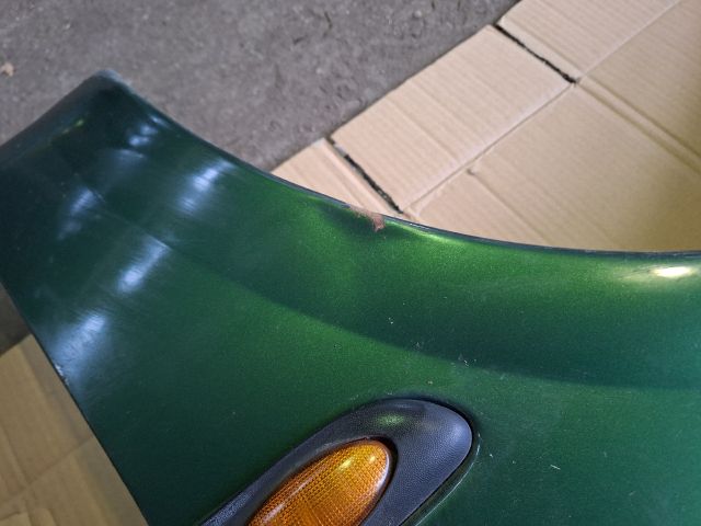 bontott OPEL VECTRA B Bal első Sárvédő