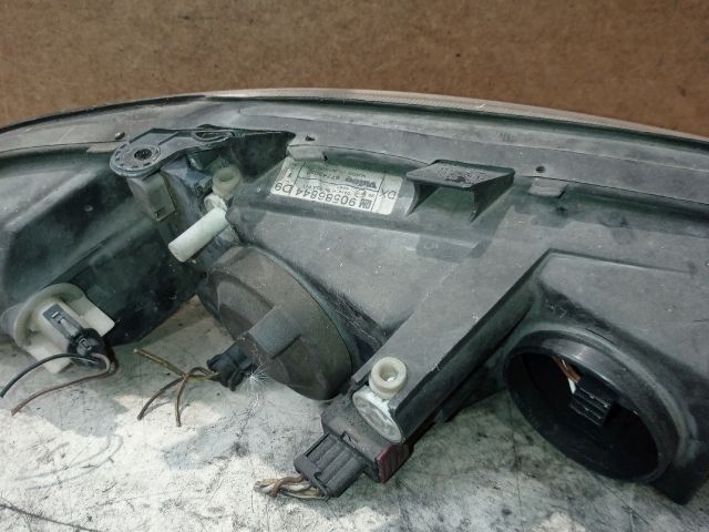 bontott OPEL VECTRA B Bal Fényszóró