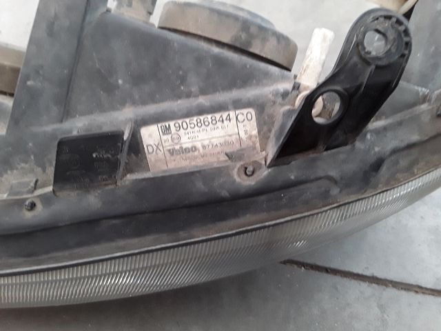 bontott OPEL VECTRA B Bal Fényszóró