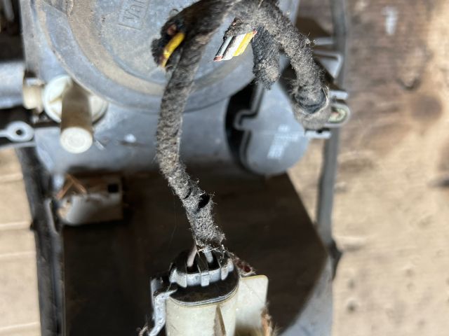 bontott OPEL VECTRA B Bal Fényszóró