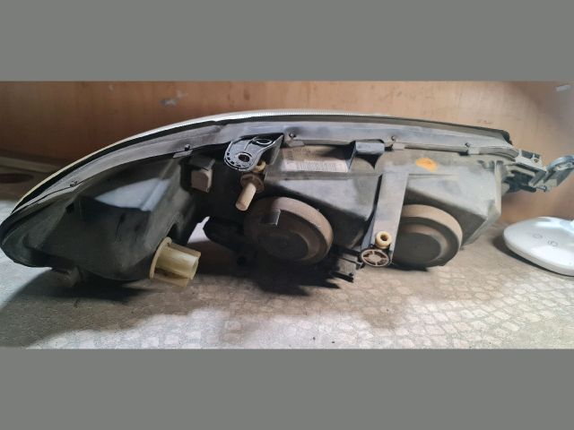 bontott OPEL VECTRA B Bal Fényszóró