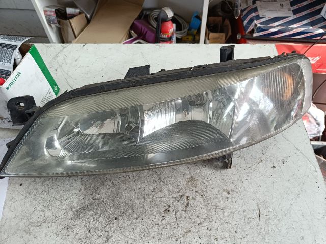 bontott OPEL VECTRA B Bal Fényszóró