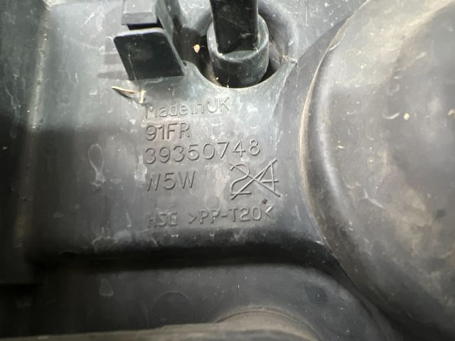 bontott OPEL VECTRA B Bal Fényszóró