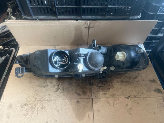 bontott OPEL VECTRA B Bal Fényszóró