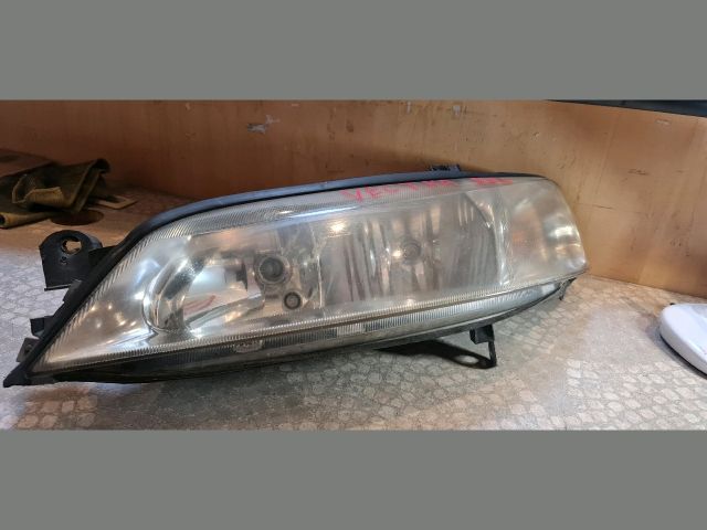 bontott OPEL VECTRA B Bal Fényszóró