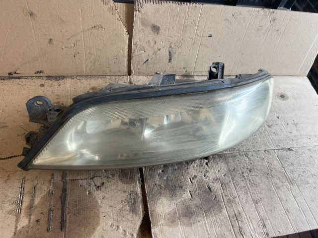 bontott OPEL VECTRA B Bal Fényszóró