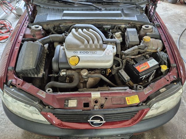 bontott OPEL VECTRA B Bal Fényszóró