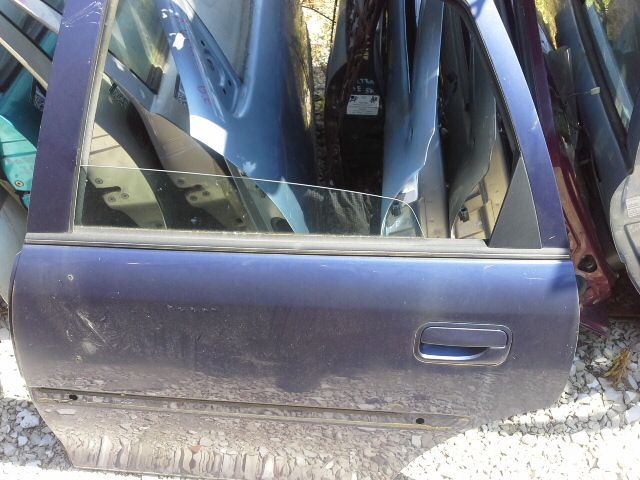 bontott OPEL VECTRA B Bal hátsó Ablak