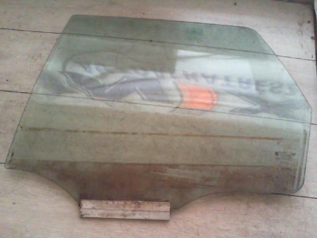 bontott OPEL VECTRA B Bal hátsó Ablak