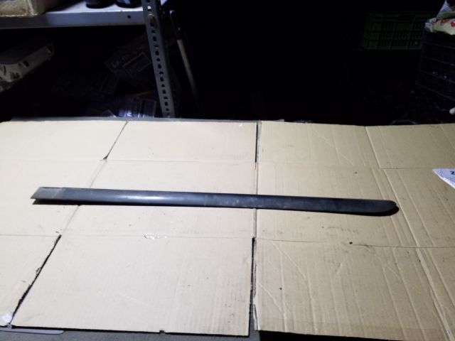 bontott OPEL VECTRA B Bal hátsó Ajtó Díszléc