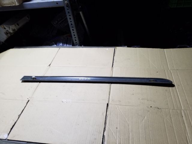 bontott OPEL VECTRA B Bal hátsó Ajtó Díszléc