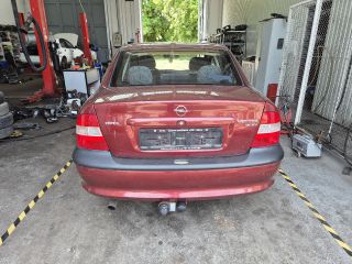 bontott OPEL VECTRA B Bal hátsó Ajtó (Részeivel)