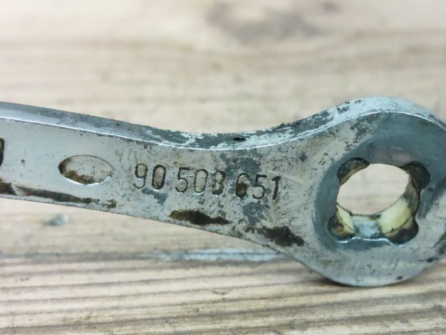 bontott OPEL VECTRA B Bal hátsó Ajtóhatároló