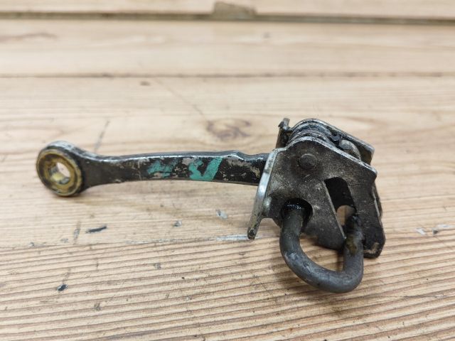 bontott OPEL VECTRA B Bal hátsó Ajtóhatároló