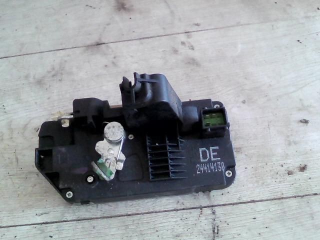 bontott OPEL VECTRA B Bal hátsó Ajtózár