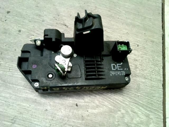 bontott OPEL VECTRA B Bal hátsó Ajtózár