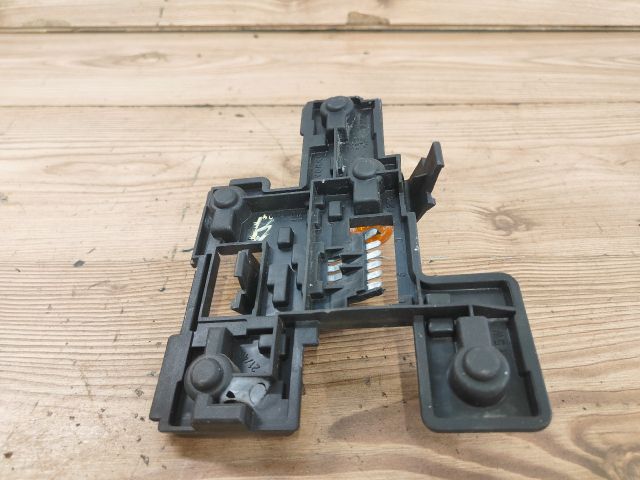 bontott OPEL VECTRA B Bal Hátsó Lámpa Foglalat