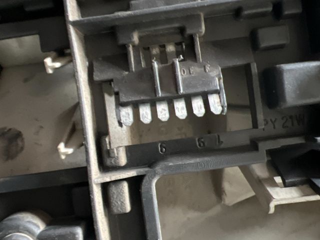 bontott OPEL VECTRA B Bal Hátsó Lámpa