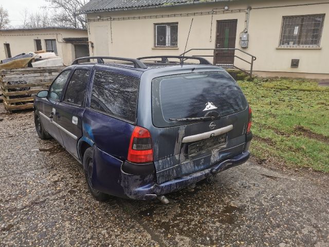 bontott OPEL VECTRA B Bal Hátsó Lámpa