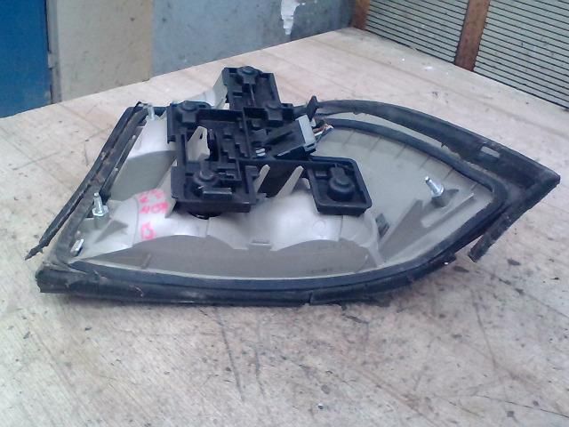 bontott OPEL VECTRA B Bal Hátsó Lámpa