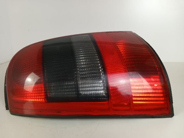 bontott OPEL VECTRA B Bal Hátsó Lámpa