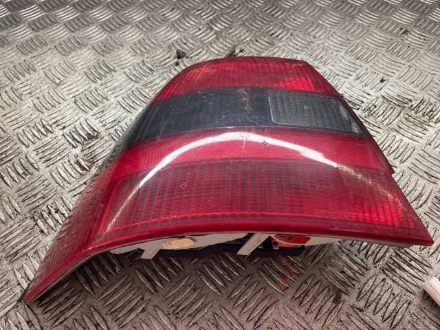 bontott OPEL VECTRA B Bal Hátsó Lámpa