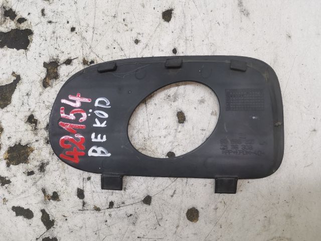 bontott OPEL VECTRA B Bal Ködfényszóró Lámpakeret