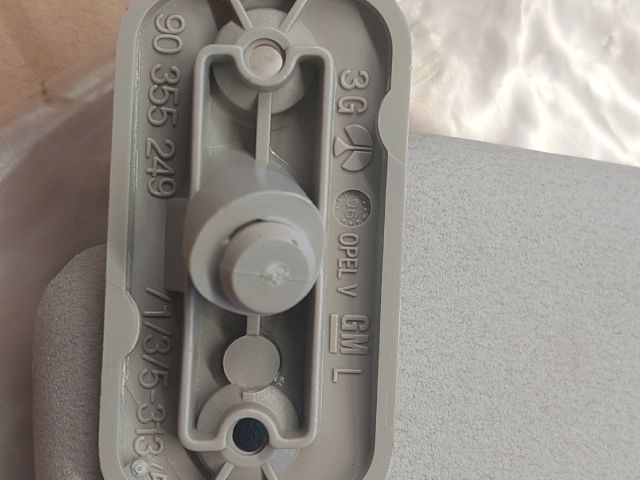 bontott OPEL VECTRA B Bal Napellenző