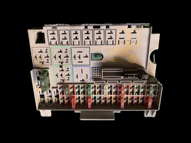 bontott OPEL VECTRA B Biztosítéktábla Doboz