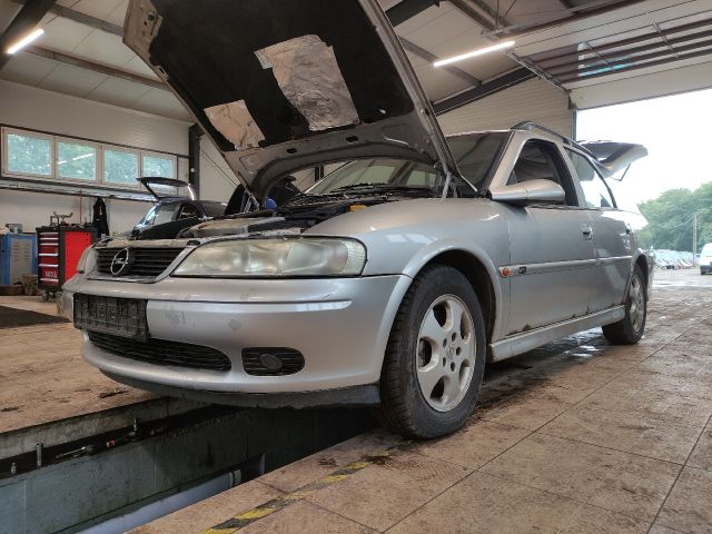 bontott OPEL VECTRA B Csomagtér Világítás