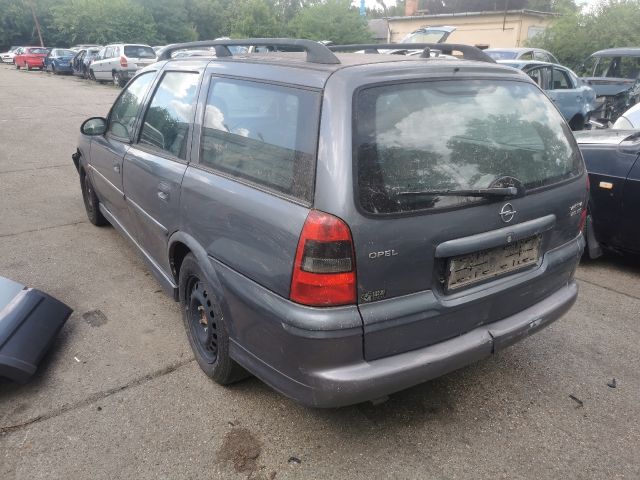 bontott OPEL VECTRA B Csomagtérajtó (Részeivel)