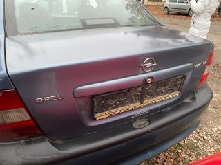 bontott OPEL VECTRA B Csomagtérajtó (Üres lemez)