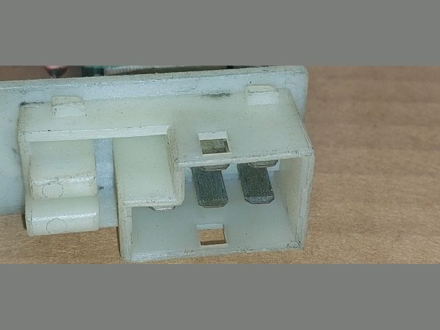 bontott OPEL VECTRA B Előtét Ellenállás Fűtőmotor