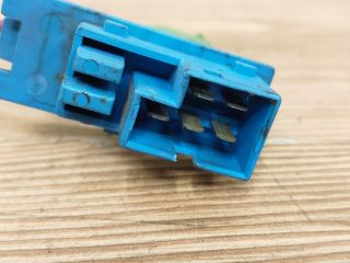 bontott OPEL VECTRA B Előtét Ellenállás Fűtőmotor