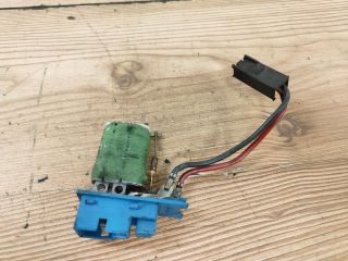 bontott OPEL VECTRA B Előtét Ellenállás Fűtőmotor