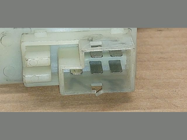 bontott OPEL VECTRA B Előtét Ellenállás Fűtőmotor