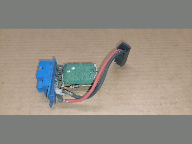 bontott OPEL VECTRA B Előtét Ellenállás Fűtőmotor