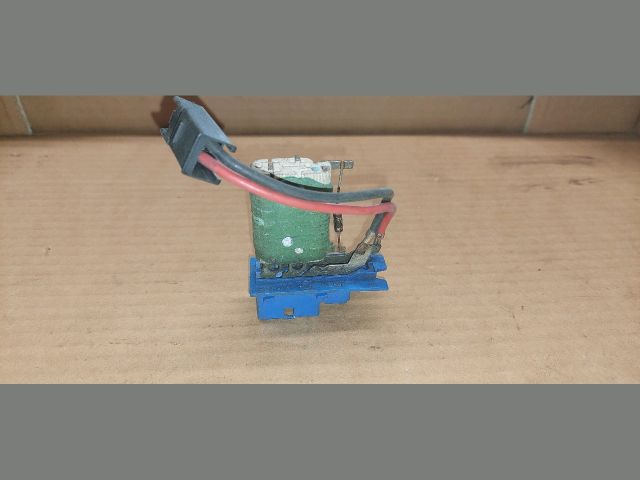 bontott OPEL VECTRA B Előtét Ellenállás Fűtőmotor