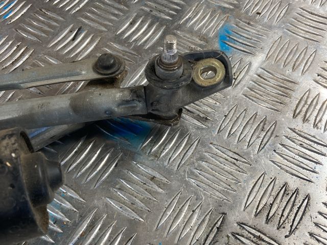 bontott OPEL VECTRA B Első Ablaktörlő Szerkezet Motorral