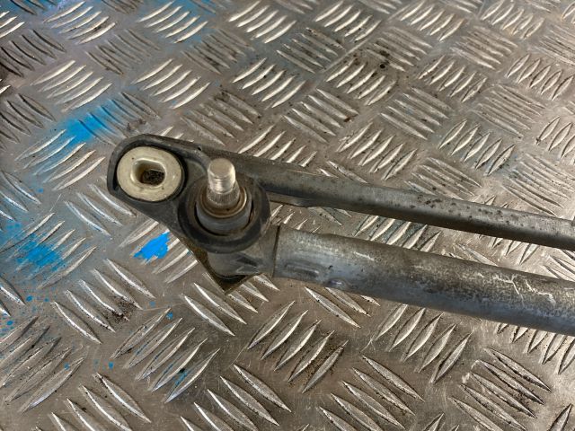 bontott OPEL VECTRA B Első Ablaktörlő Szerkezet Motorral