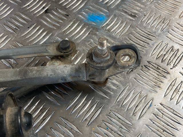 bontott OPEL VECTRA B Első Ablaktörlő Szerkezet Motorral