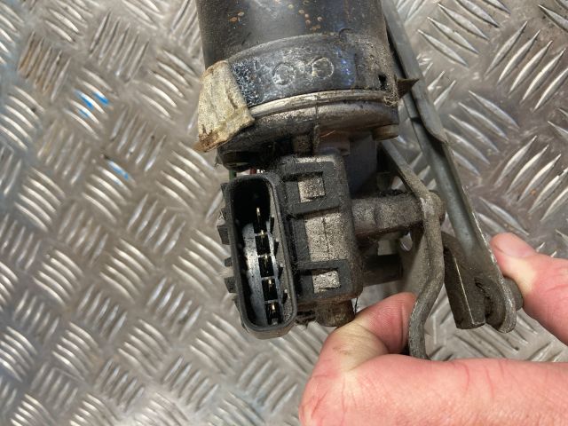 bontott OPEL VECTRA B Első Ablaktörlő Szerkezet Motorral